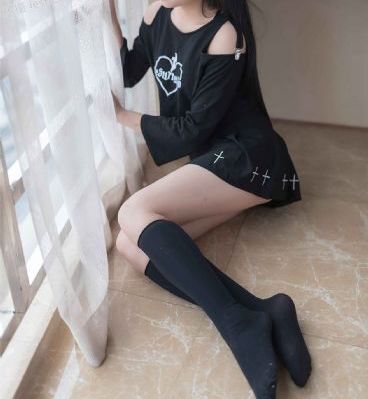 《桌球上的艳遇》在线