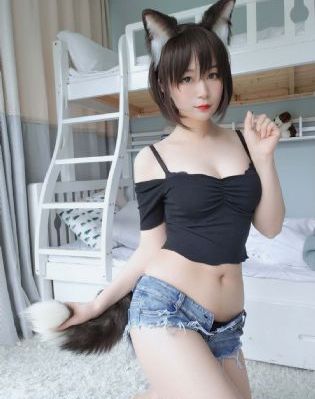 《女子监狱》电影版免费观看