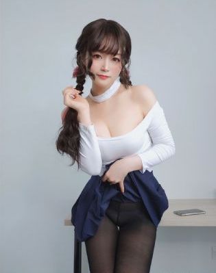 年轻的姨子