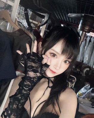别揉我胸啊嗯～少妇视频